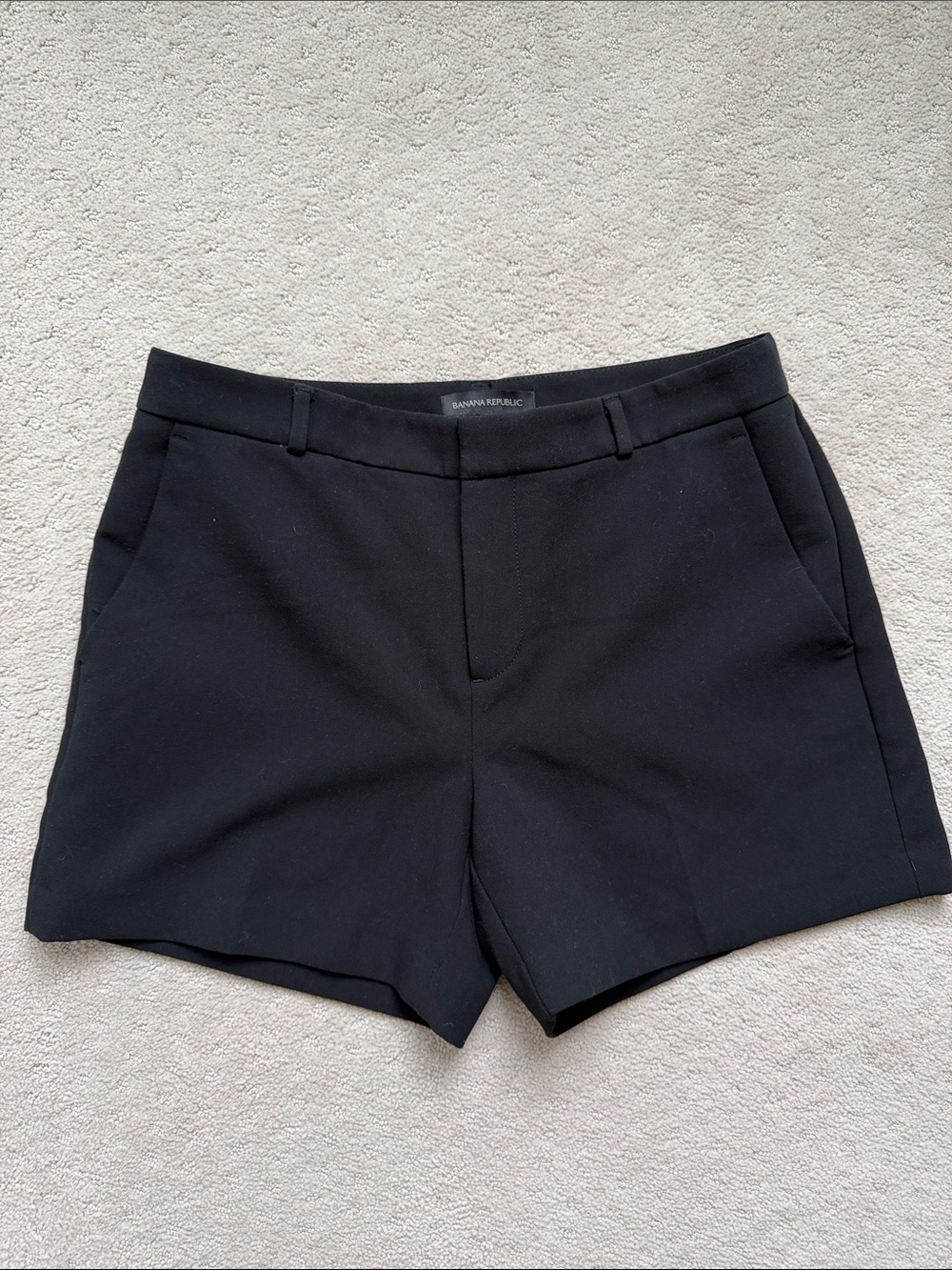 Banana Republic Black Tailored High-Rise Women's Shorts - WORN ONCE!!